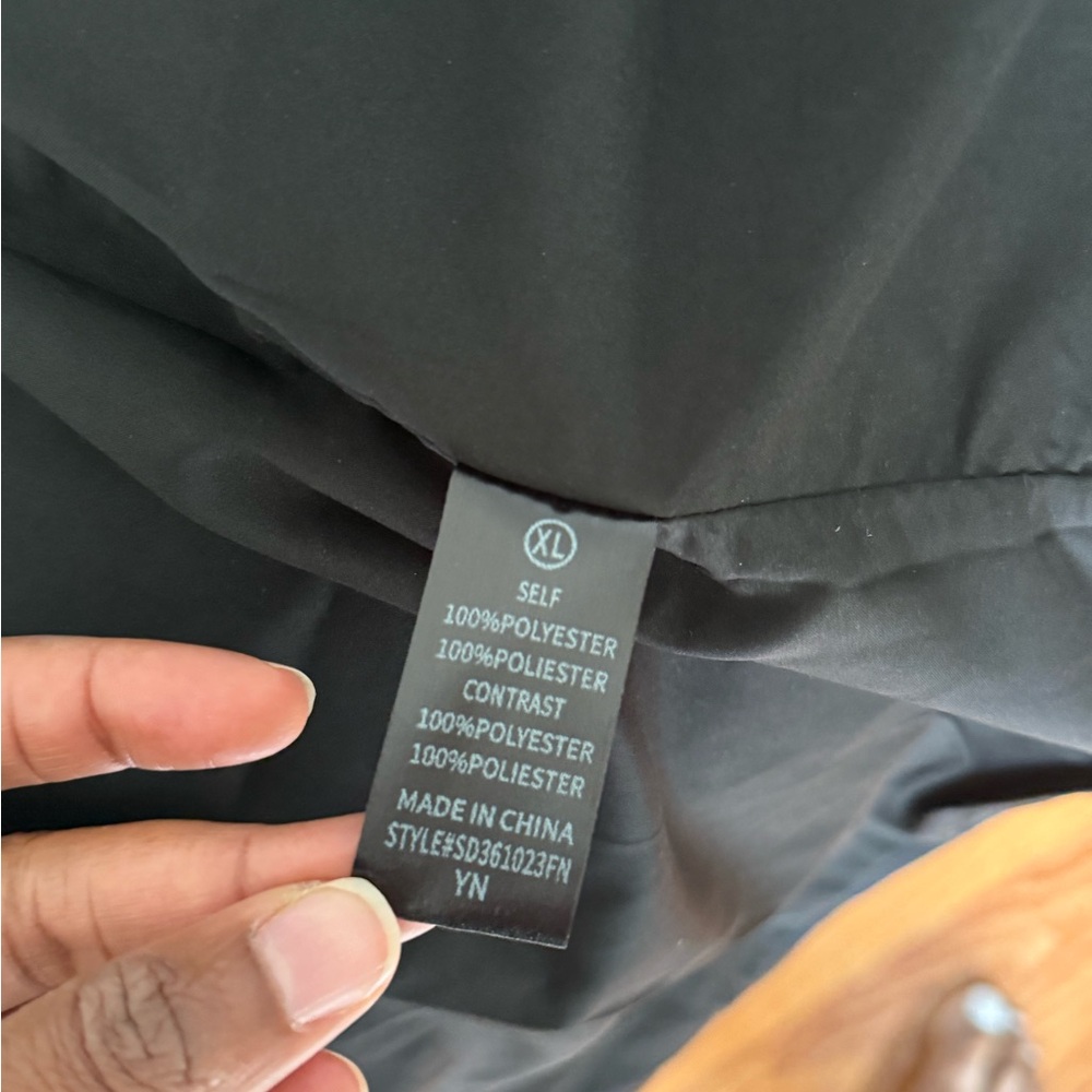Black Maxi Skirt with Pockets XL - Picture 7 of 7